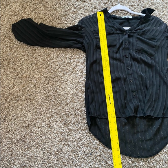 Express black long sleeve 2 pockets blouse size XS lightweight button down - Picture 6 of 8